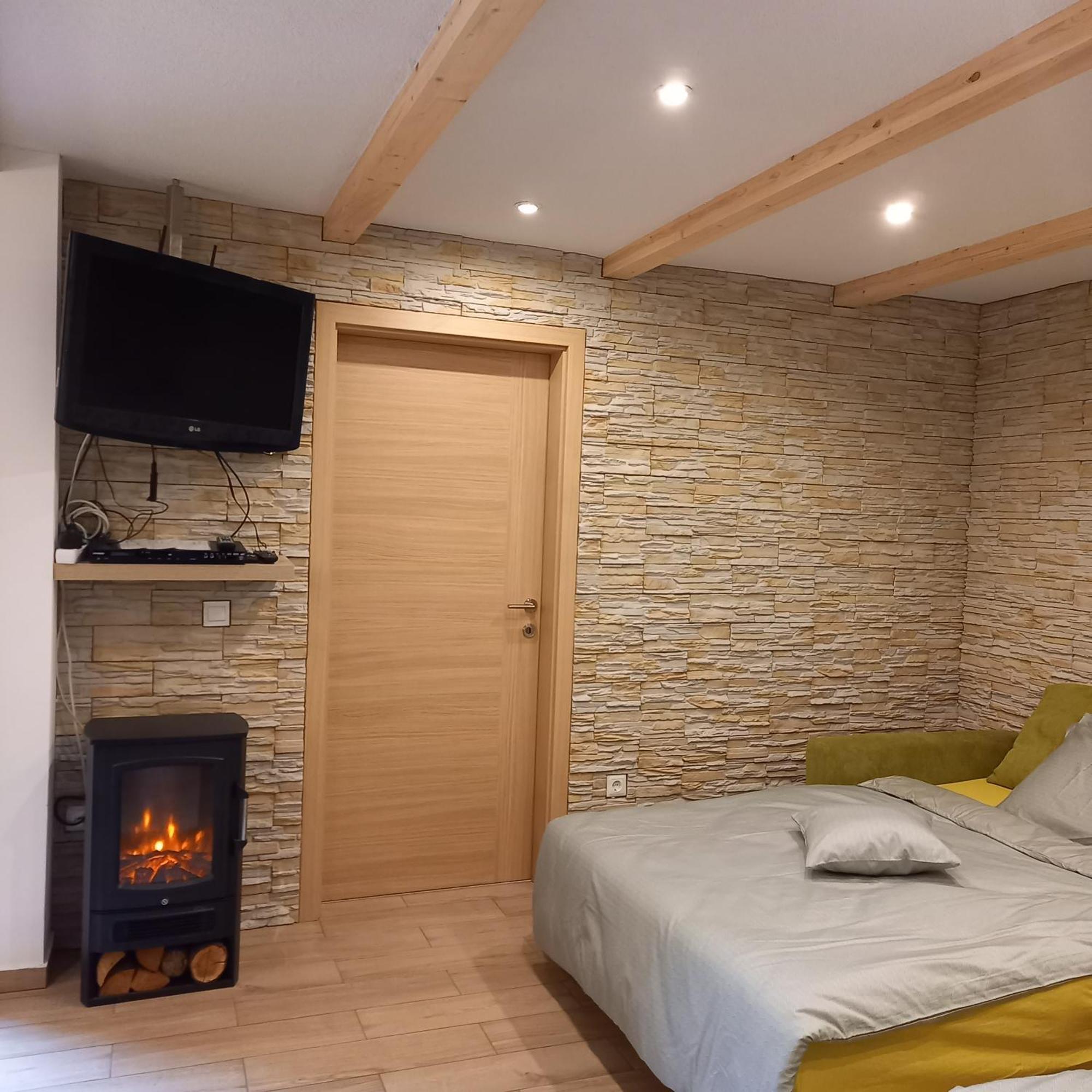 Hisa Lunna - Apartments In A Forest Paradise Vitanje 外观 照片
